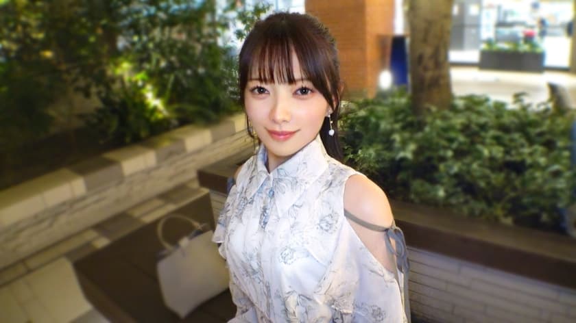 モデル級美人が色気ムンムンで応募してきた！まるで女神のような微笑みと視線、そしてスレンダーを極めたボディは妖艶で悩ましい…