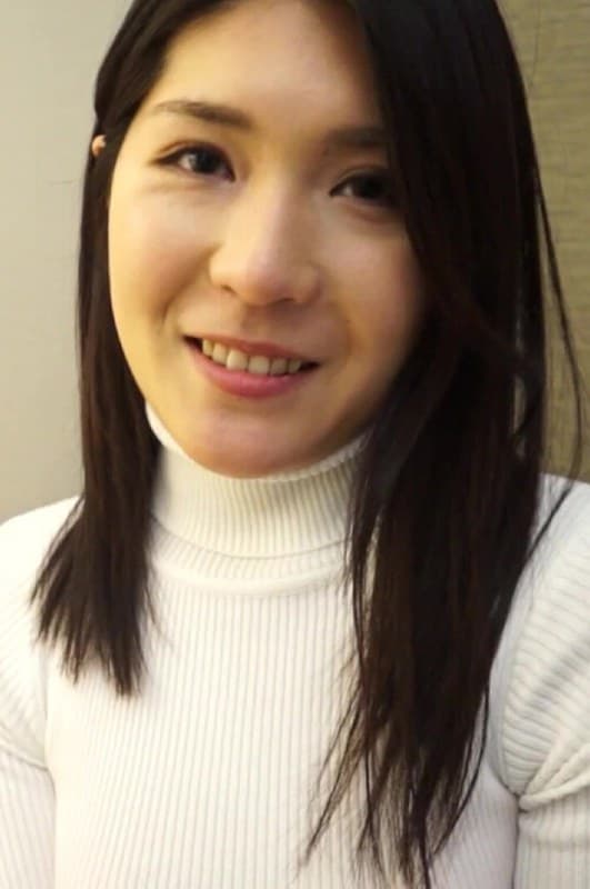 美乳妻がビシャビシャ潮吹きしまくる!
